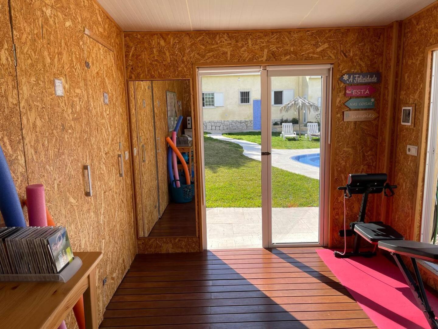 A Casa Do Lago Camarate  Exterior photo